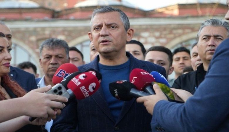 CHP Genel Başkanı Özgür Özel: Atanmayan Öğretmenleri Atayınız! CHP Genel Başkanı Özgür Özel: Atanmayan Öğretmenleri Atayınız!