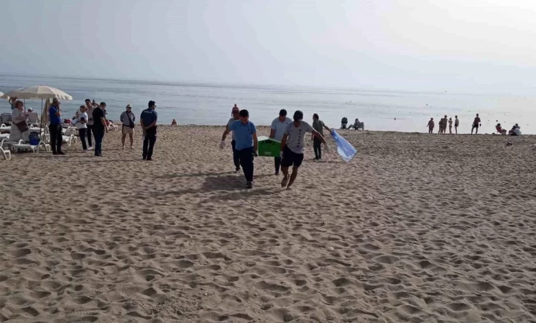 Alanya’da Belarus uyruklu turist sahilde ölü bulundu Alanya’da Belarus uyruklu turist sahilde ölü bulundu