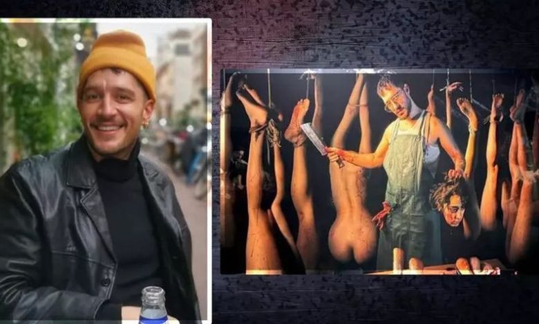 Uraz Kaygılaroğlu’nun sergi için verdiği pozlara tepki yağdı! Sosyal medyada olay yarattı Uraz Kaygılaroğlu’nun sergi için verdiği pozlara tepki yağdı! Sosyal medyada olay yarattı