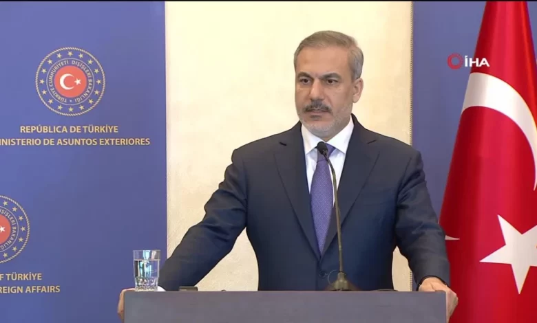Dışişleri Bakanı Fidan: “Irak’ın savaşla, çatışmalarla anılmasını istemiyoruz” Dışişleri Bakanı Fidan: “Irak’ın savaşla, çatışmalarla anılmasını istemiyoruz”
