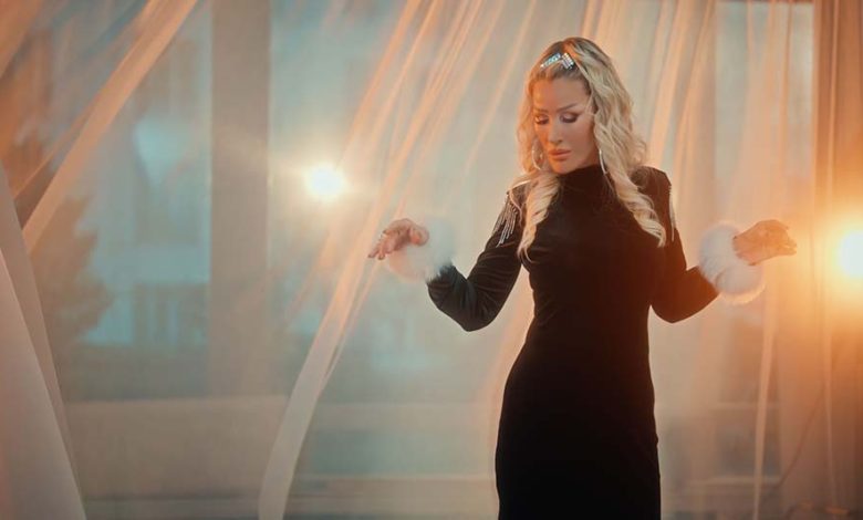 Seda Sayan, ‘Acı Veriyor’ Şarkısını Single Olarak Yayınladı Seda Sayan, ‘Acı Veriyor’ Şarkısını Single Olarak Yayınladı