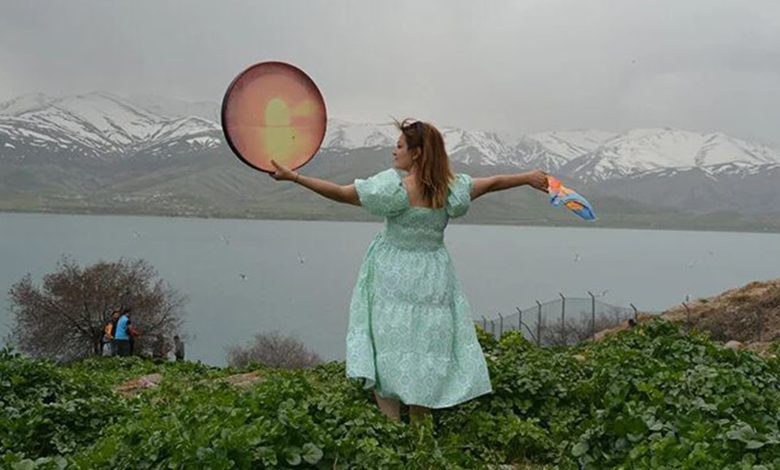 Van’da ‘2. Akdamar Adası Badem Çiçeği Festivali’ düzenlendi Van’da ‘2. Akdamar Adası Badem Çiçeği Festivali’ düzenlendi