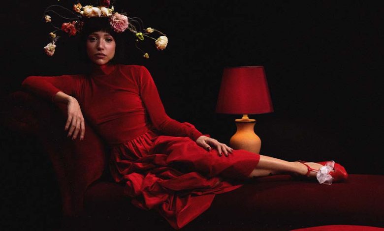 Zeynep Bastık ve Mabel Matiz’in Birlikteliği: ‘Lan’