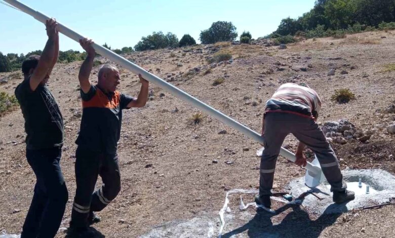 Eskişehir Türbeler Derneği Kahveci Dede Türbesini Onardı Eskişehir Türbeler Derneği Kahveci Dede Türbesini Onardı