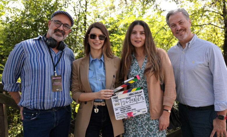 Beren Saat başrolde: 'Gizli Dolap' çekimlerinden ilk fotoğraf