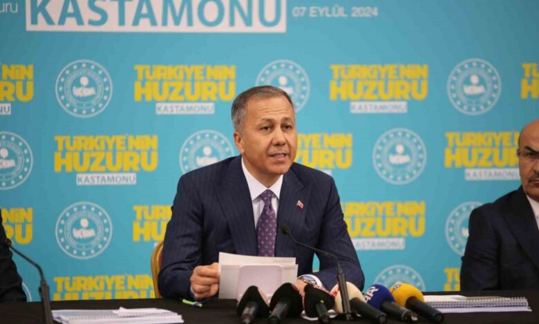 İçişleri Bakanı Ali Yerlikaya’dan vatandaşlara çağrı: “Lütfen ihbar edin” İçişleri Bakanı Ali Yerlikaya’dan vatandaşlara çağrı: “Lütfen ihbar edin”