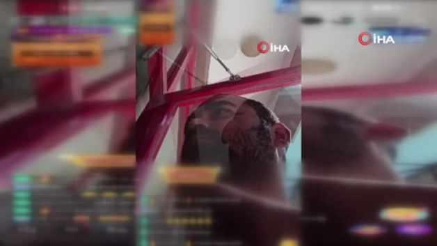 Takipçi ve para kazanmak için market çalışanını kızdırıp soda şişesi fırlattı Takipçi ve para kazanmak için market çalışanını kızdırıp soda şişesi fırlattı