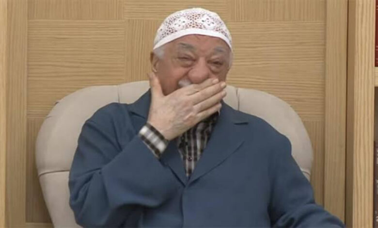 FETÖ elebaşı Fethullah Gülen, kurduğu kumpasın yıl dönümünde öldü FETÖ elebaşı Fethullah Gülen, kurduğu kumpasın yıl dönümünde öldü