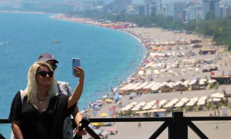 Antalya, 2024’te Rekor Turist Ağırladı Antalya, 2024’te Rekor Turist Ağırladı