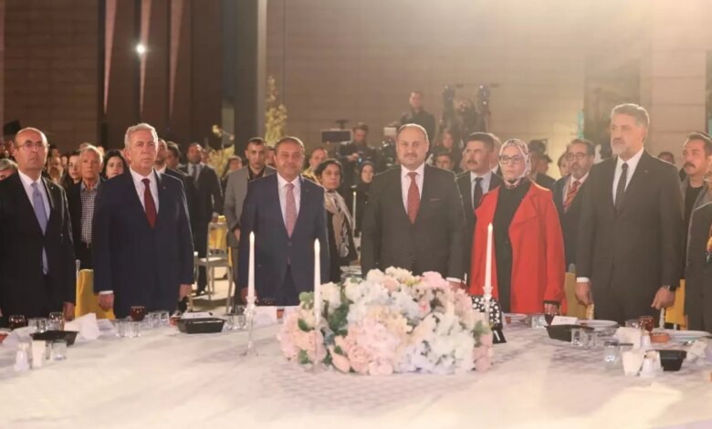 Şanlıurfa’nın Müzik Kültürü Dünyaya Tanıtılıyor: UNESCO Müzik Şehri Lansmanı Gerçekleştirildi Şanlıurfa’nın Müzik Kültürü Dünyaya Tanıtılıyor: UNESCO Müzik Şehri Lansmanı Gerçekleştirildi