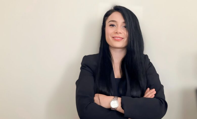 Avukat Özge Özdemir : “ Yargı, Yürütmenin Parçası Değildir”/ Ahmet Çaldıran Avukat Özge Özdemir : “ Yargı, Yürütmenin Parçası Değildir”/ Ahmet Çaldıran