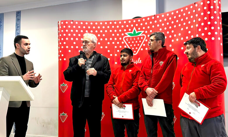 Çilek, 43.000 Kaizen ile Sürekli Gelişimi Kutladı! Çilek, 43.000 Kaizen ile Sürekli Gelişimi Kutladı!