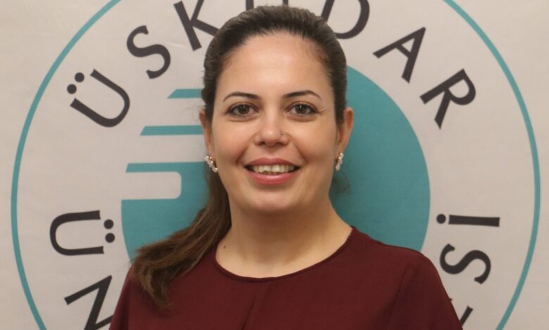 Dr. Öğretim Üyesi Tuğba Yılmaz Esencan : “Türkiye’de evde doğum yasal bir hak!” Dr. Öğretim Üyesi Tuğba Yılmaz Esencan : “Türkiye’de evde doğum yasal bir hak!”