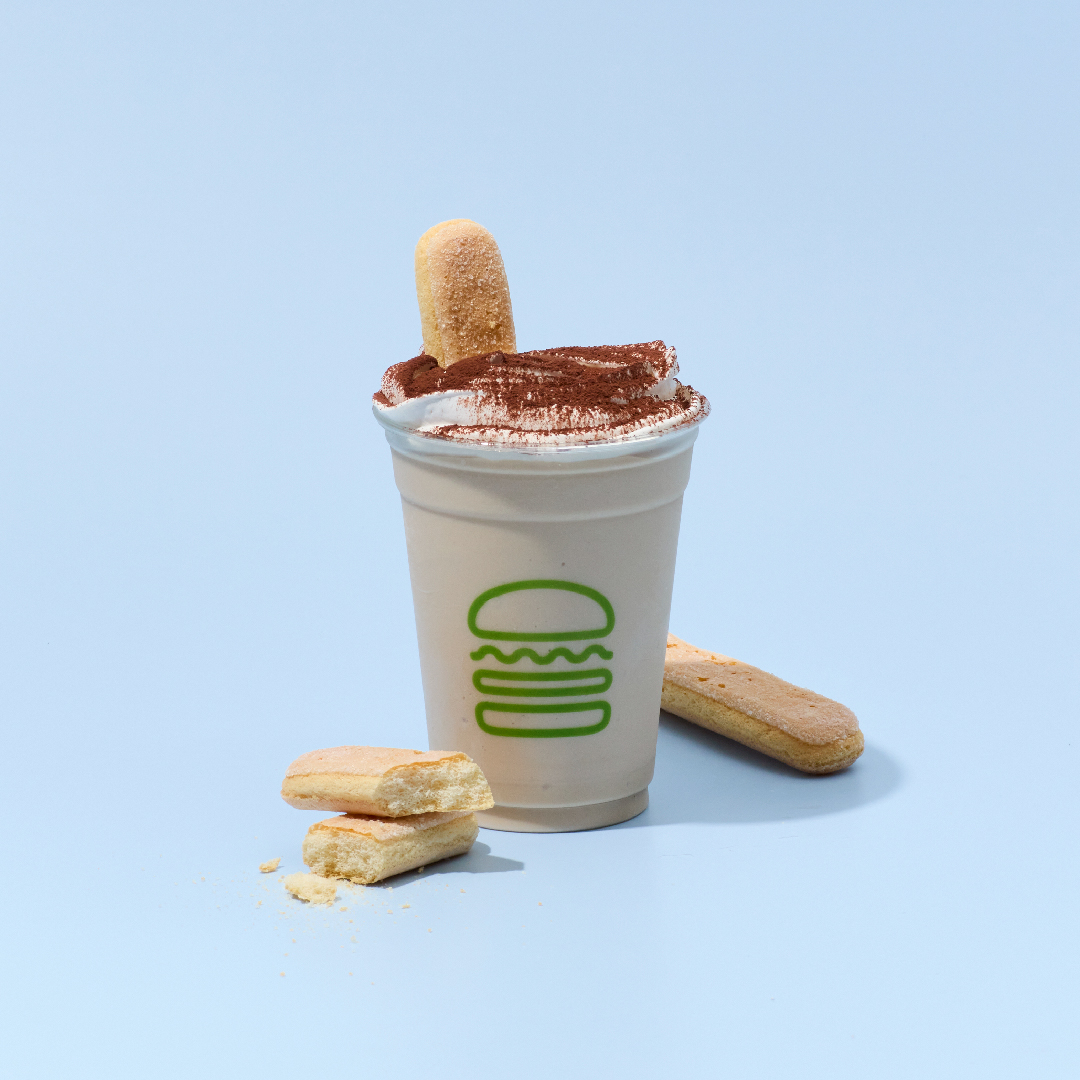 Tatlı Severler Hazır mı? Tiramisu Shake Geri Döndü! Tatlı Severler Hazır mı? Tiramisu Shake Geri Döndü!