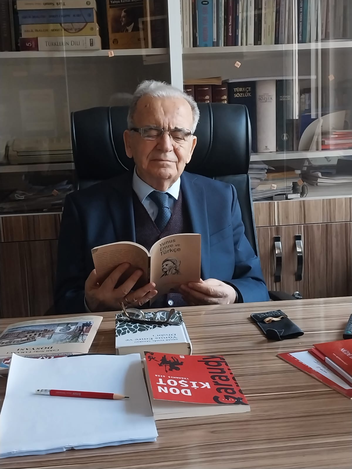 Akpınar Dergisi ve Şâir İsmail Özmel’in Ardından | M. Nihat Malkoç