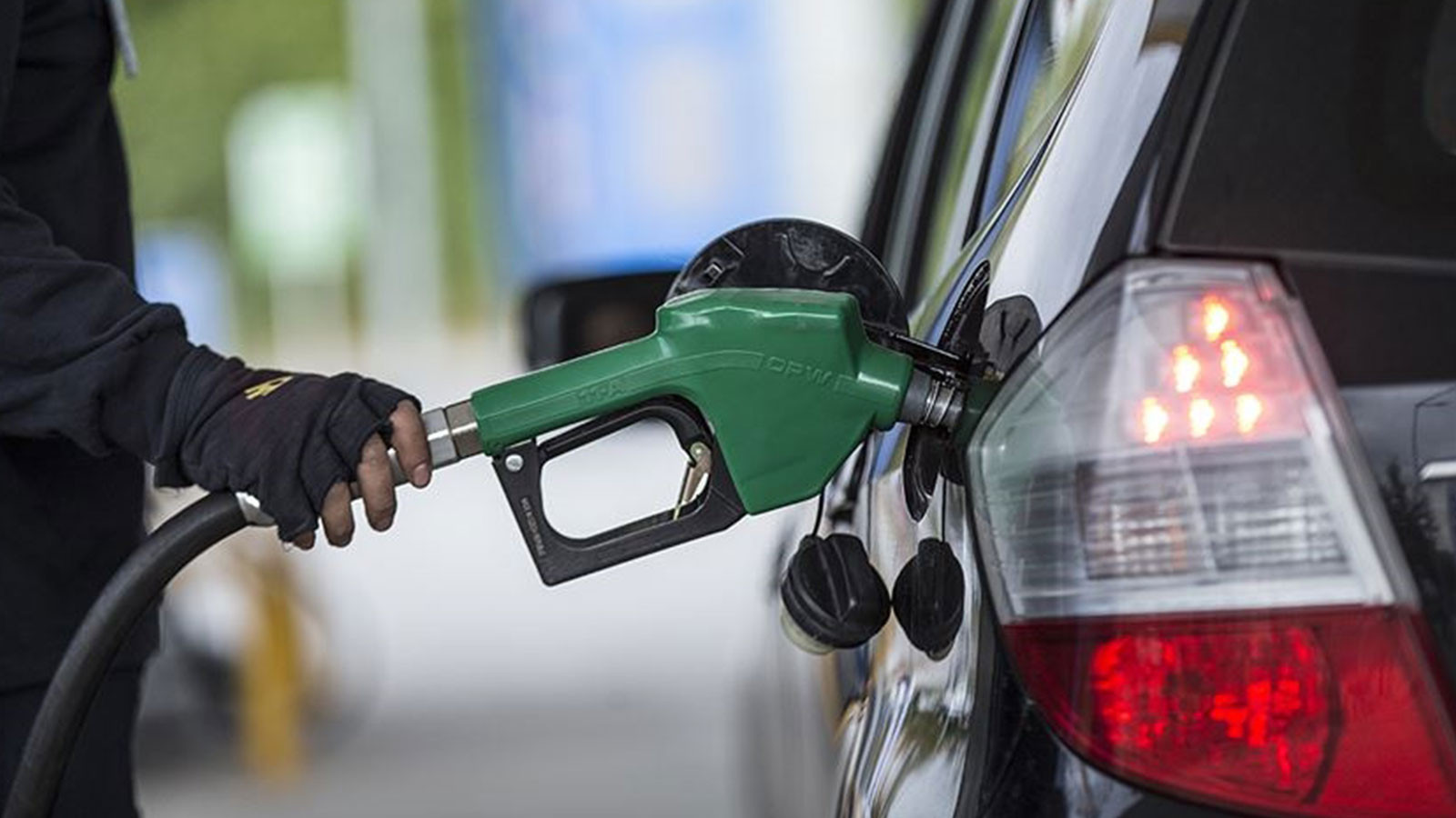 Araç sahipleri dikkat! Benzine zam geldi…