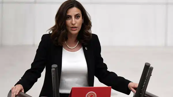 CHP’li Rızvanoğlu’ndan su krizi açıklaması: ‘Melen çürütülüyor, Sazlıdere feda ediliyor’ – Son Dakika Siyaset Haberleri CHP’li Rızvanoğlu’ndan su krizi açıklaması: ‘Melen çürütülüyor, Sazlıdere feda ediliyor’ – Son Dakika Siyaset Haberleri