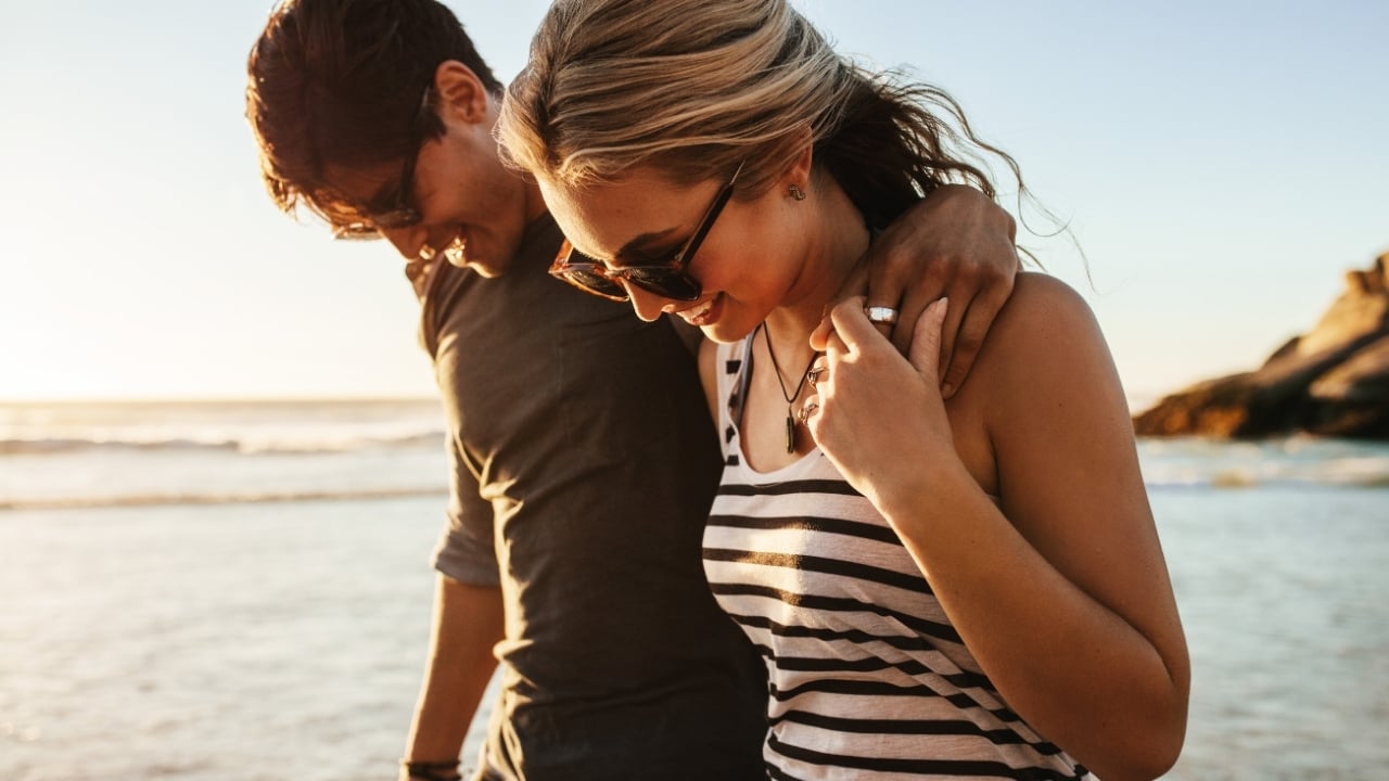 Partnerinizle sosyal hayatlarınız uyuşmuyorsa ne yapabilirsiniz? Partnerinizle sosyal hayatlarınız uyuşmuyorsa ne yapabilirsiniz?