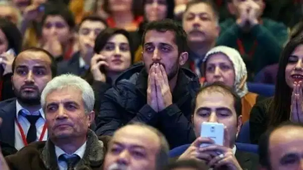 Tarih verdiler: Mülakat mağduru öğretmenler MEB önünde ‘mülakata hayır’ diyecek – Son Dakika Siyaset Haberleri Tarih verdiler: Mülakat mağduru öğretmenler MEB önünde ‘mülakata hayır’ diyecek – Son Dakika Siyaset Haberleri