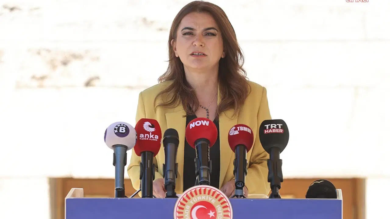 DEM Parti Grup Başkanvekili Koçyiğit’ten ‘Süreç Komisyonuna’ çağrı: ‘İmralı Adası’na gidilerek Öcalan ile görüşülmeli’ – Son Dakika Siyaset Haberleri