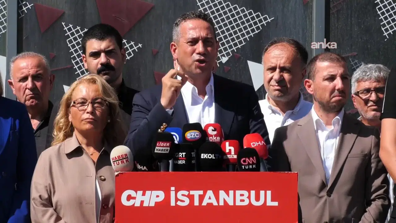 Ali Mahir Başarır’dan Gürsel Tekin’e sert yanıt: ‘Buraya kayyum sıfatıyla gelme’ – Son Dakika Siyaset Haberleri Ali Mahir Başarır’dan Gürsel Tekin’e sert yanıt: ‘Buraya kayyum sıfatıyla gelme’ – Son Dakika Siyaset Haberleri