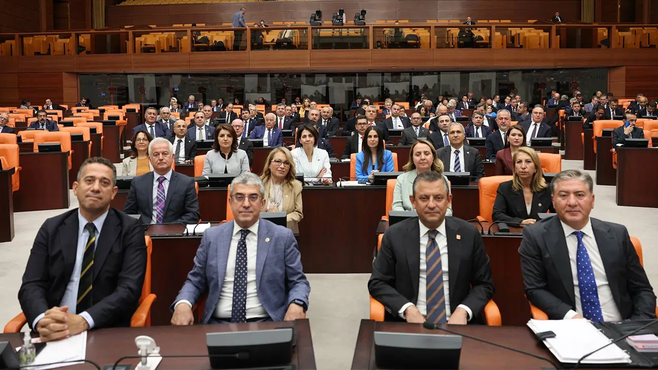 CHP milletvekilleri kampa giriyor – Son Dakika Siyaset Haberleri CHP milletvekilleri kampa giriyor – Son Dakika Siyaset Haberleri