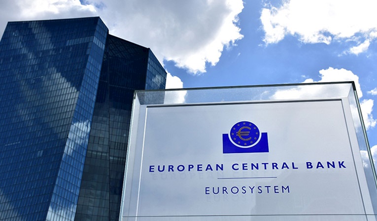 Ticaret gerilimleri Euro Bölgesi’nde harcamaları etkiliyor