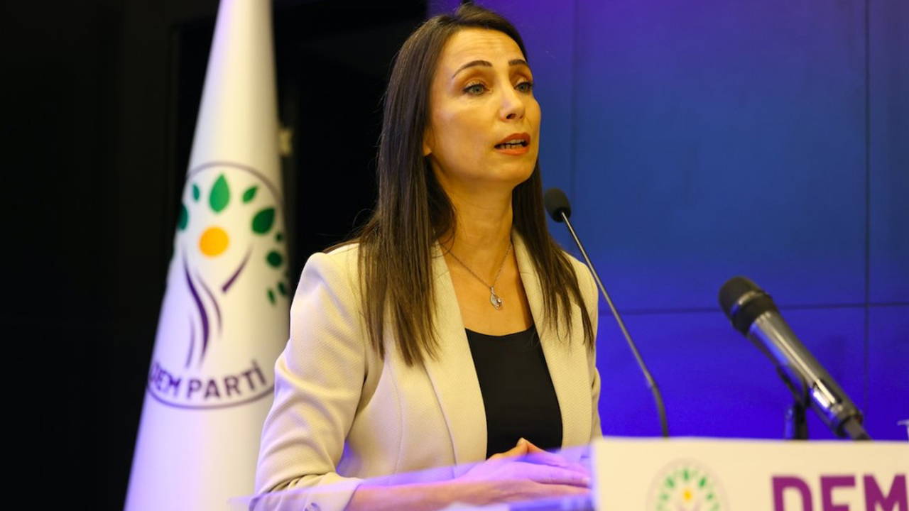Hatimoğulları’ndan ‘süreç’ komisyonuna bir ‘Öcalan’ çağrısı daha: ‘Tez elden gidip İmralı’da görüşülmeli’ – Son Dakika Siyaset Haberleri