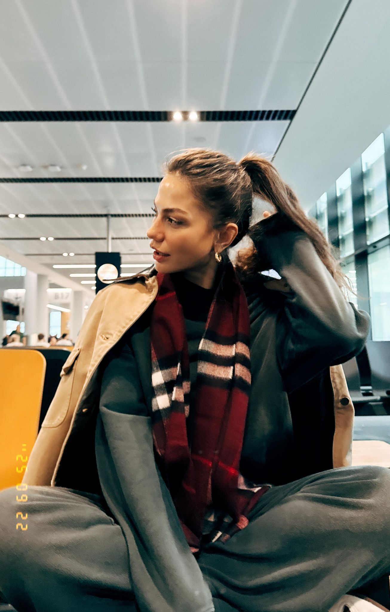 Demet Özdemir Londra’ya uçtu! Demet Özdemir Londra’ya uçtu!