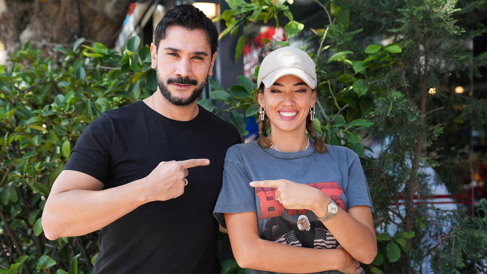 Show TV’de ekrana gelmeye hazırlanan “Kadife Kelepçe” ekibi tüm heyecanıyla okuma provasında buluştu!