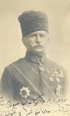 Medine Müdafasının Anlatı Nesneleri 2: HURMA ve KUM ESTETİĞİ – Düşünce