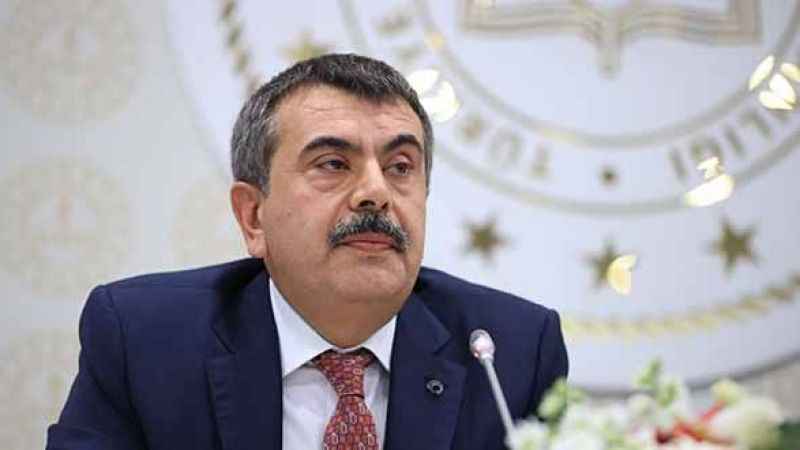 Yusuf Tekin: Mülakatlarda hakkı yenen öğretmen varsa, hakkının savunucusu olacağım! Yusuf Tekin: Mülakatlarda hakkı yenen öğretmen varsa, hakkının savunucusu olacağım!