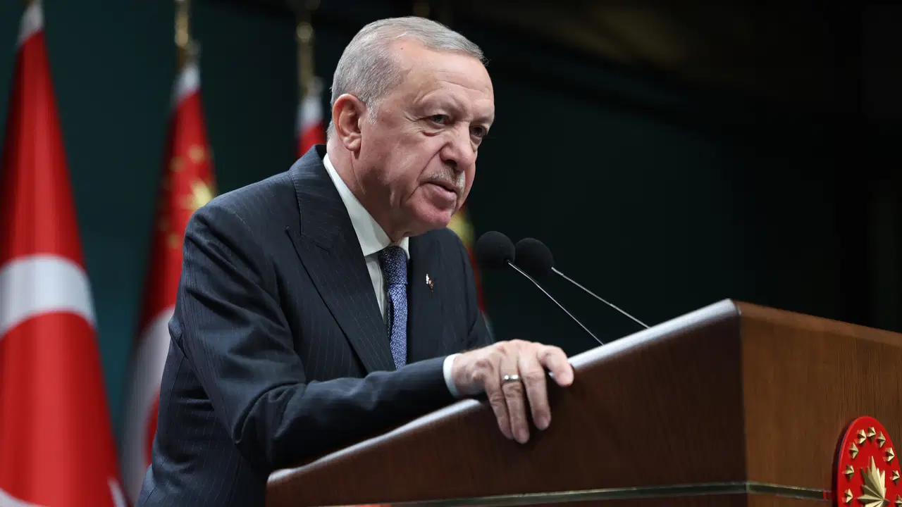 Erdoğan’ın Kabine sonrası o sözlerine CHP’den sert yanıt: ‘Onun ontolojisinde kendi hayrına milleti kandırmak var’ – Son Dakika Siyaset Haberleri