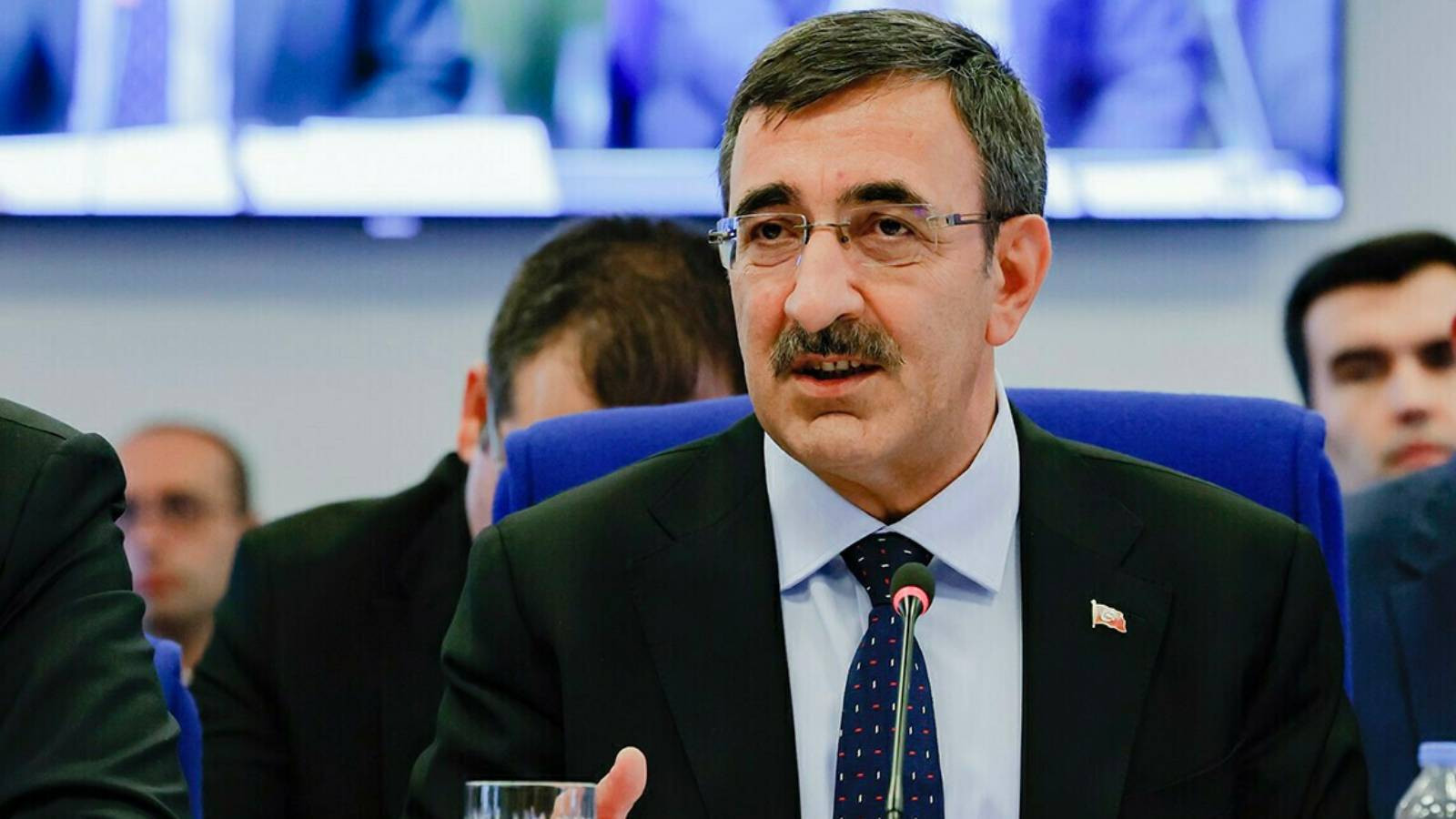 Ülkemizin yüksek gelirli ülkeler grubuna gireceğini tahmin ediyoruz