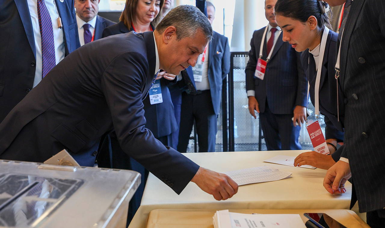 Özgür Özel yeniden CHP Genel Başkanı seçildi: Gözler Parti Meclisi ve Yüksek Disiplin Kurulu listelerinde! – Son Dakika Siyaset Haberleri