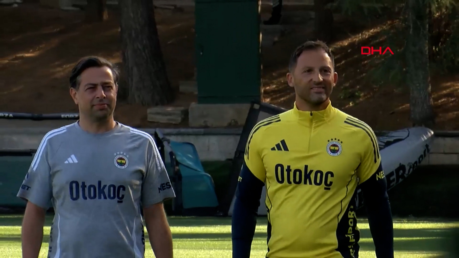 Domenico Tedesco Fenerbahçe’de ilk antrenmanına çıktı Domenico Tedesco Fenerbahçe’de ilk antrenmanına çıktı