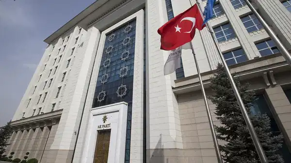 AKP’den 18 siyasi partiyle işbirliği: Aralarında Rusya, Çin, Azerbaycan, Güney Afrika ve Küba bulunuyor – Son Dakika Siyaset Haberleri