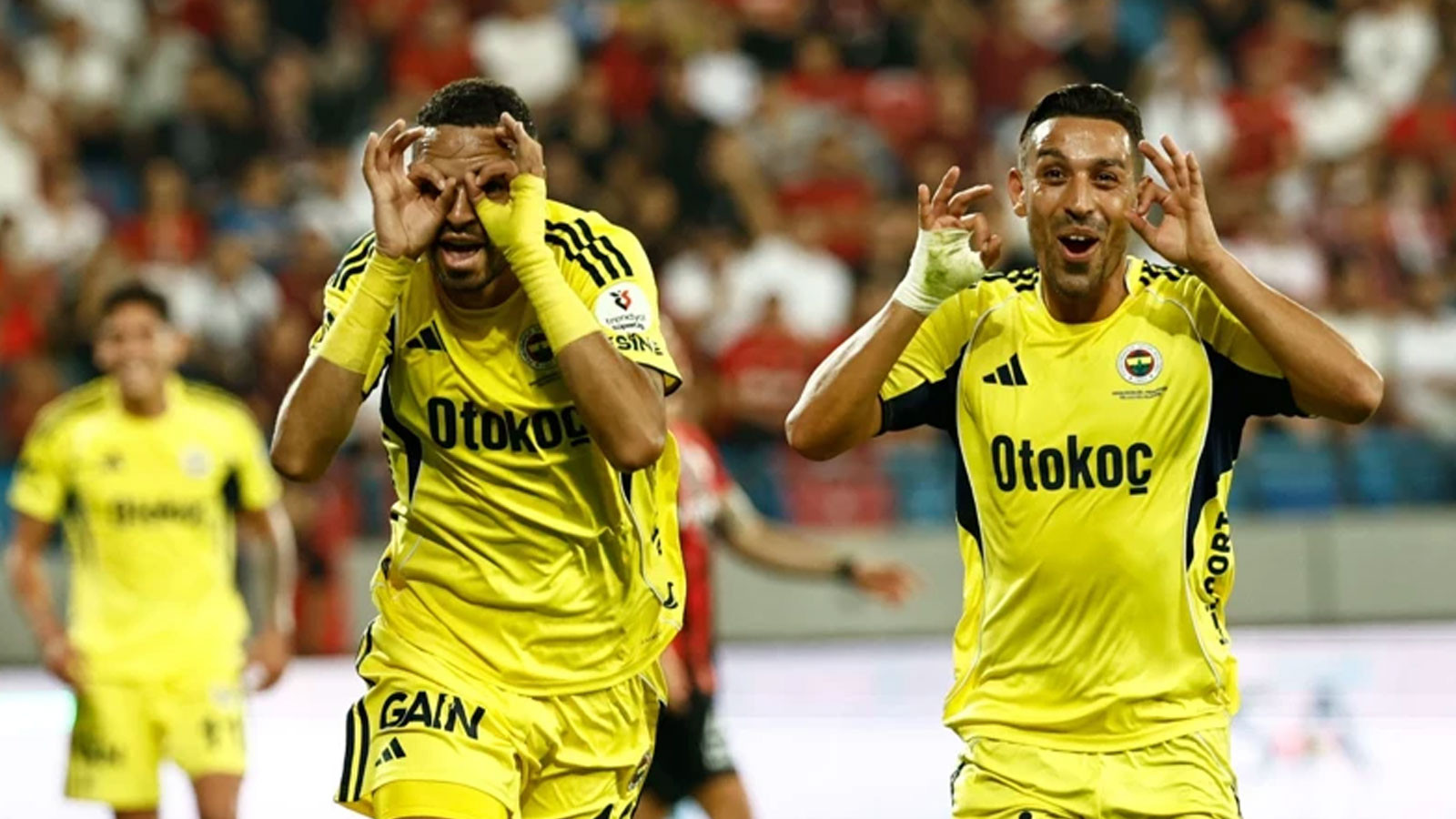 Fenerbahçe’nin Avrupa Ligi kadrosu açıklandı