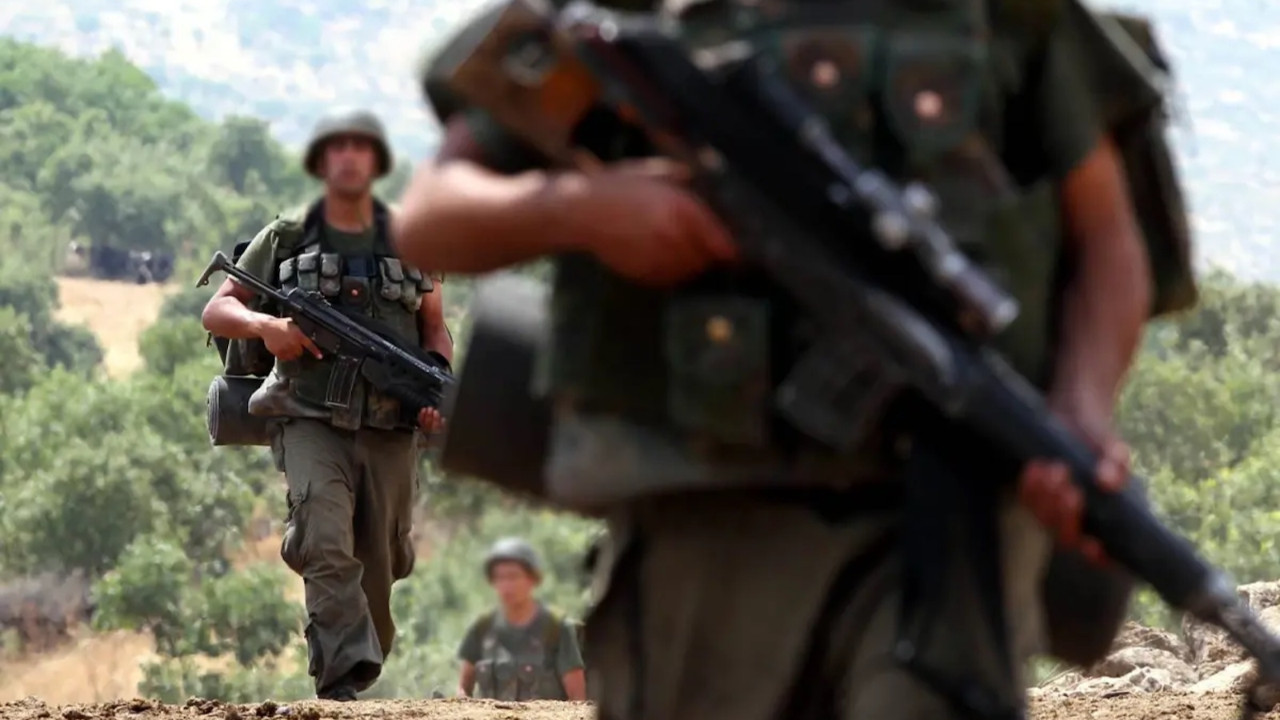 Hatay’da askerlere, köylü çocuklara su verdikleri için soruşturma başlatıldı