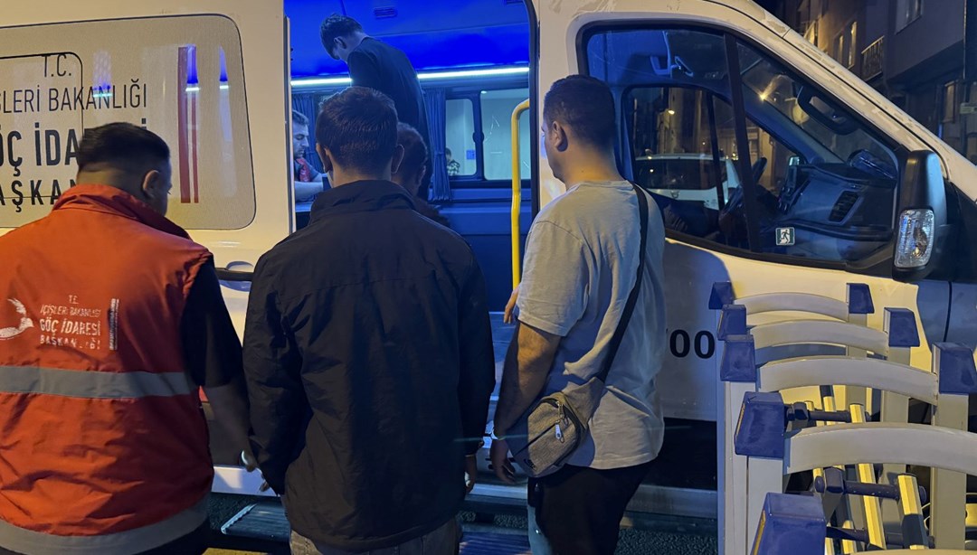İki şehirde göçmen operasyonu: 19 düzensiz göçmen yakalandı