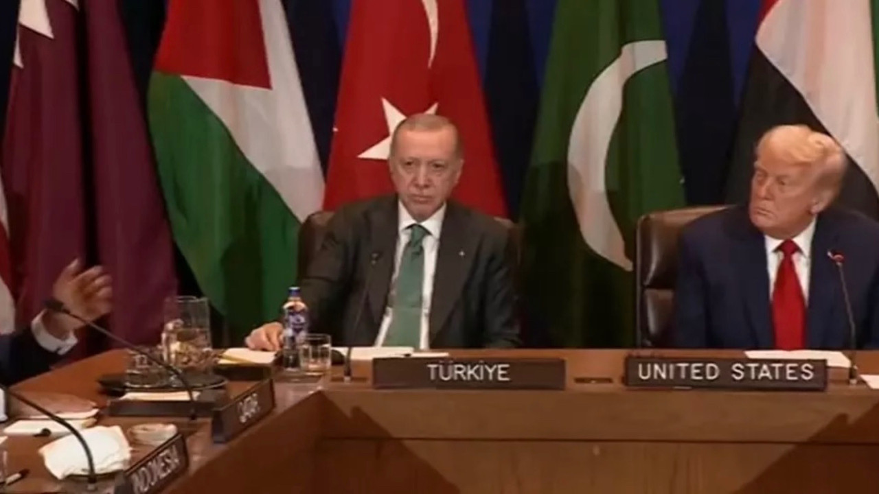 Trump ve Erdoğan’dan tarihi poz: Trump Arap ve İslam ülkeleri liderleriyle Gazze’yi görüştü