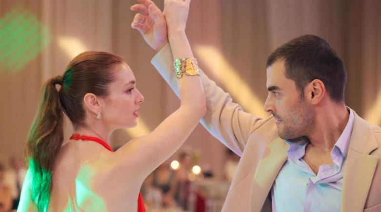 Veliaht dizisi sürprizlerle perşembe akşamı izleyicileri yine şaşırtacak! Veliaht dizisi sürprizlerle perşembe akşamı izleyicileri yine şaşırtacak!