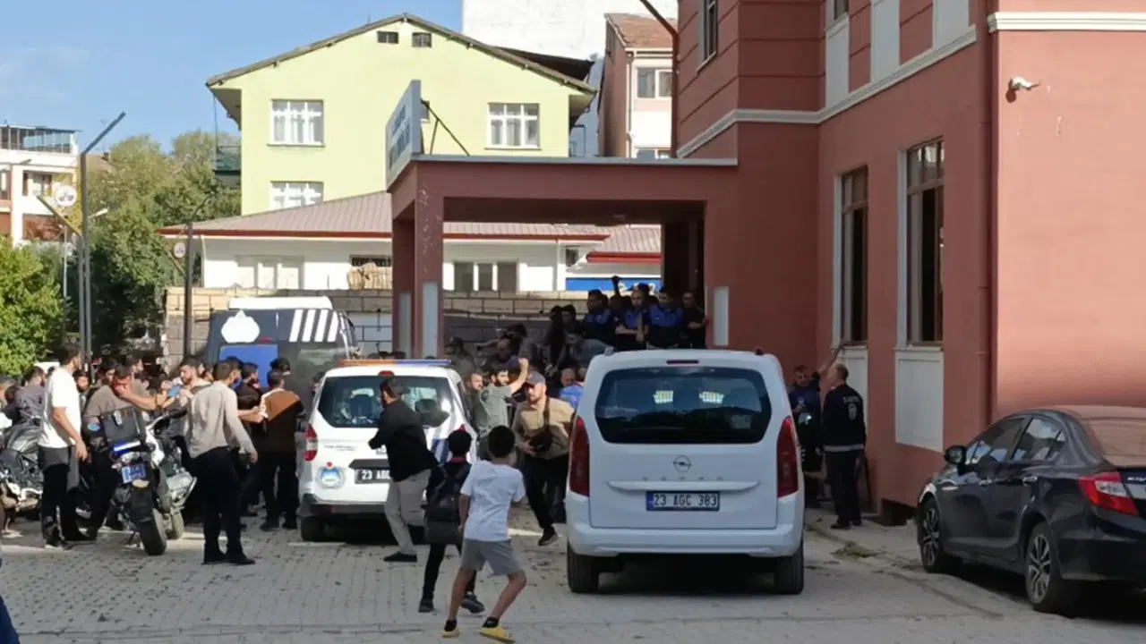 Elazığ'da Furkancılardan zabıtaya baskın Elazığ'da Furkancılardan zabıtaya baskın