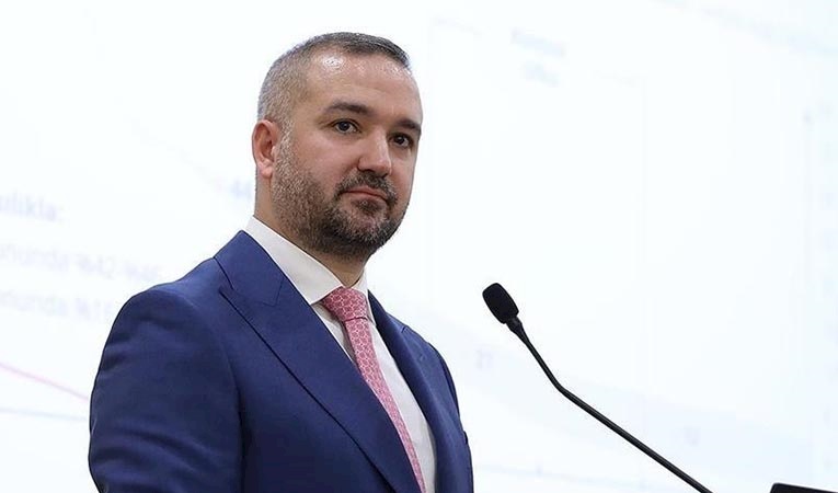 Fiyat istikrarını en önemli hedef olarak görüyoruz