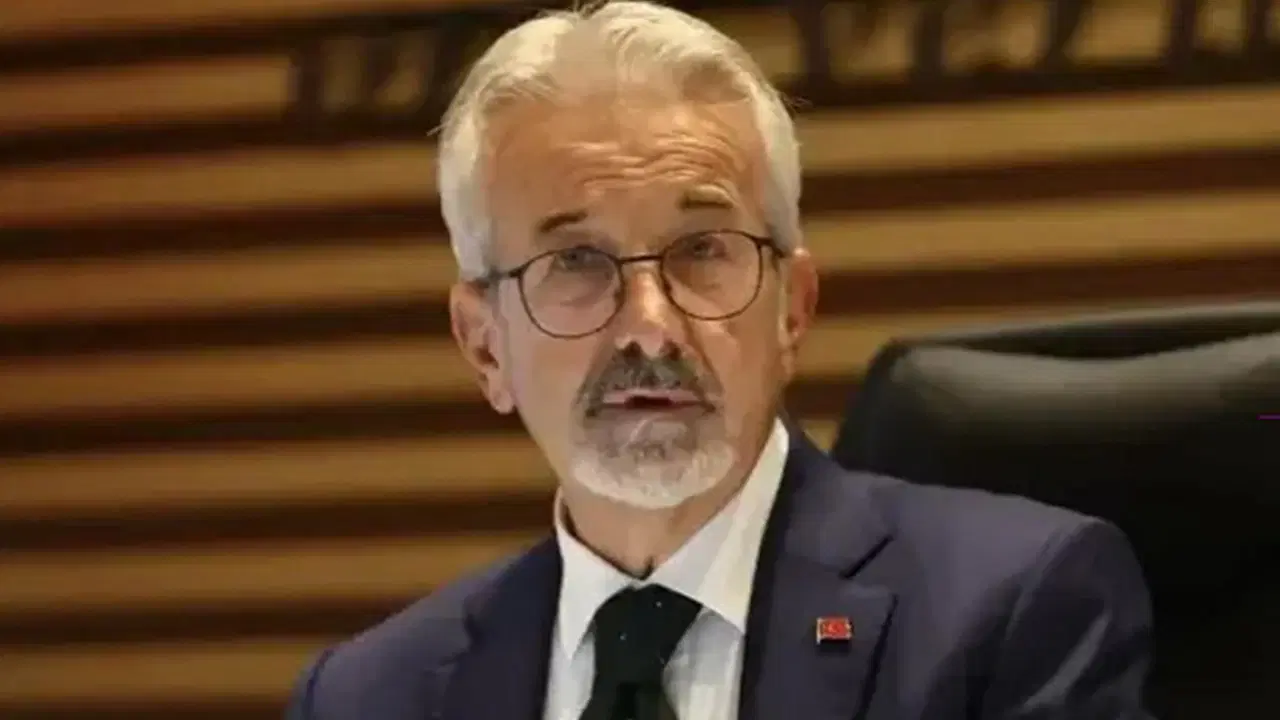 Gözaltındaki eski Nilüfer Belediye Başkanı Turgay Erdem adliyeye sevk edildi – Son Dakika Siyaset Haberleri