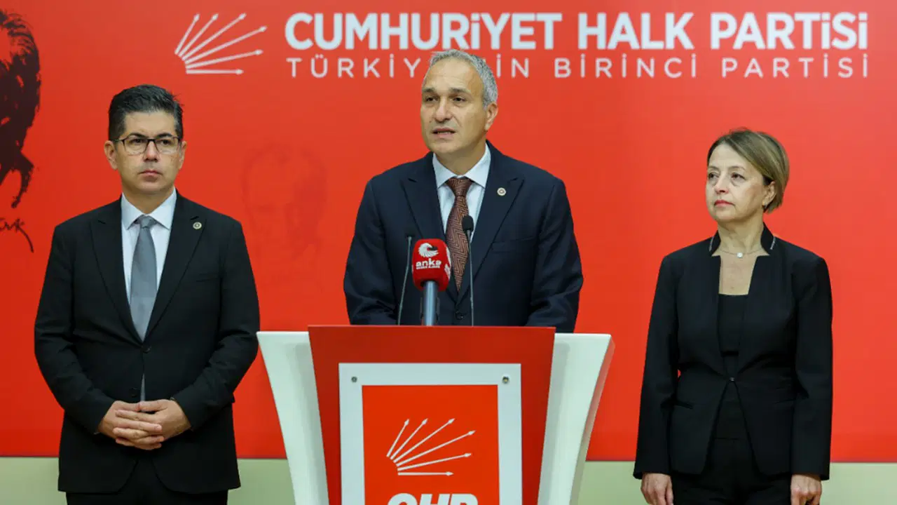 CHP'li Özçağdaş'tan İTO ve MÜSİAD'a: 'Siz yalancısınız, iki yüzlüsünüz, iş bilmezsiniz'