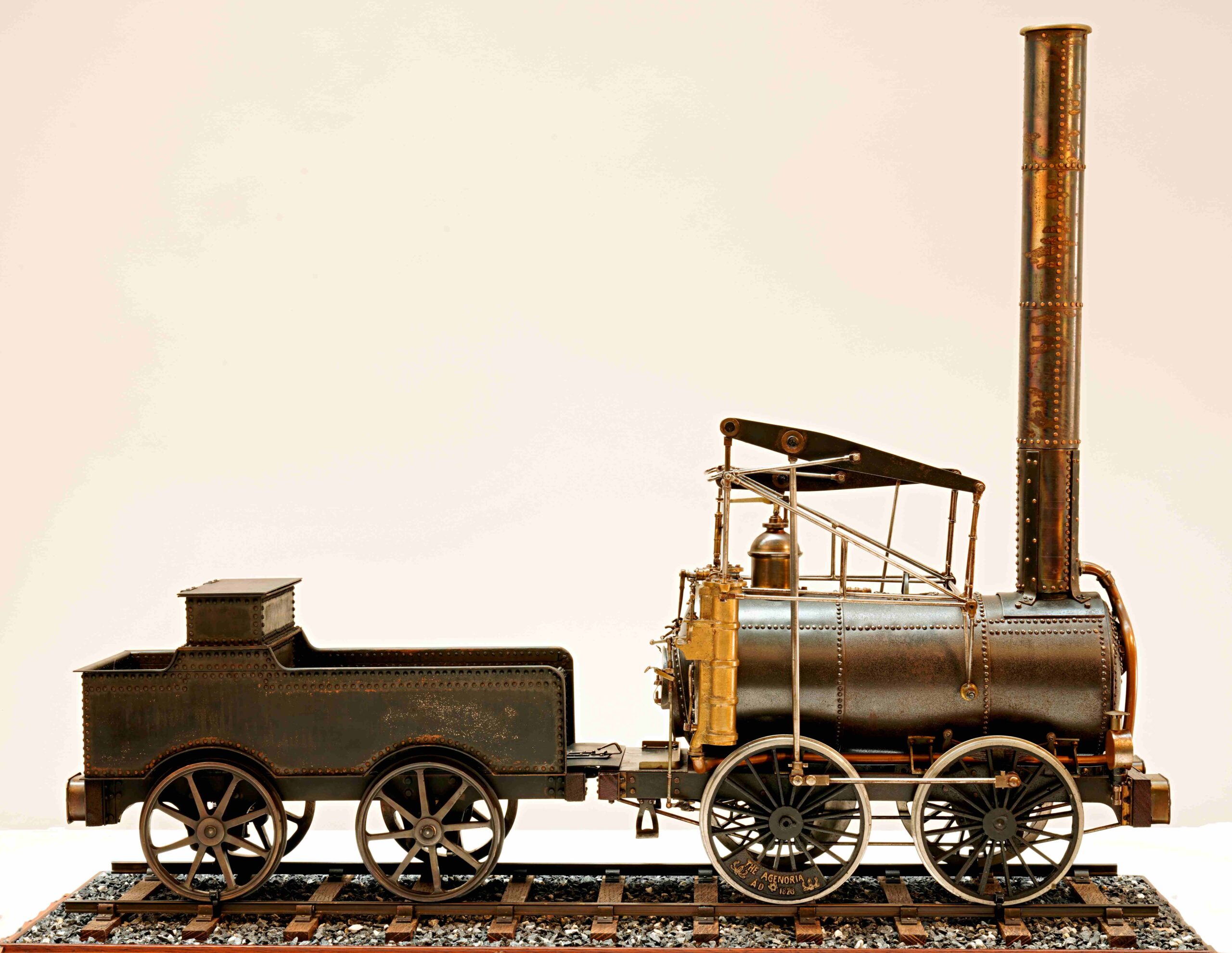 Demir Tekerleklerin 200 Yıllık Tarihi Rahmi M. Koç Müzesi’nde Demir Tekerleklerin 200 Yıllık Tarihi Rahmi M. Koç Müzesi’nde