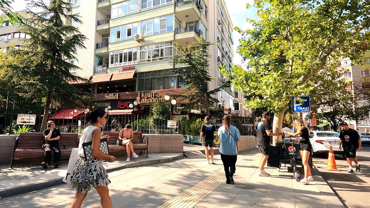 Ankara'nın 70 Yıllık Atatürkçü tavukçusu piyasa koşullarına yenildi