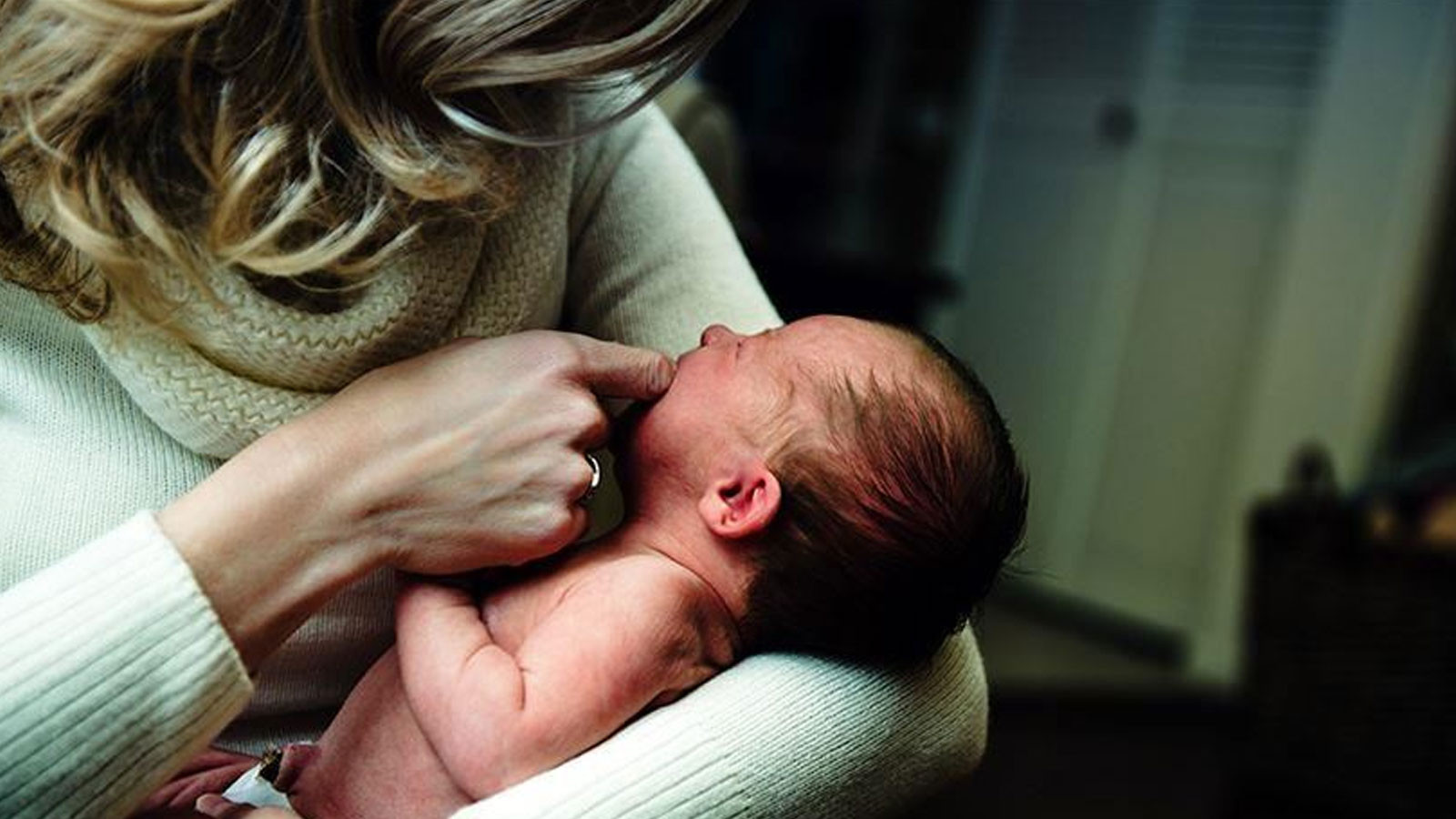 Anne ve babaya doğum izni uzatılıyor! Anne ve babaya doğum izni uzatılıyor!