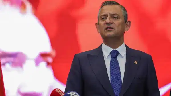 Özgür Özel’den Bülent Arınç’a ‘Meclis’ yanıtı: ‘Geçen yıldan bu yana partim saldırı altında’ – Son Dakika Siyaset Haberleri Özgür Özel’den Bülent Arınç’a ‘Meclis’ yanıtı: ‘Geçen yıldan bu yana partim saldırı altında’ – Son Dakika Siyaset Haberleri
